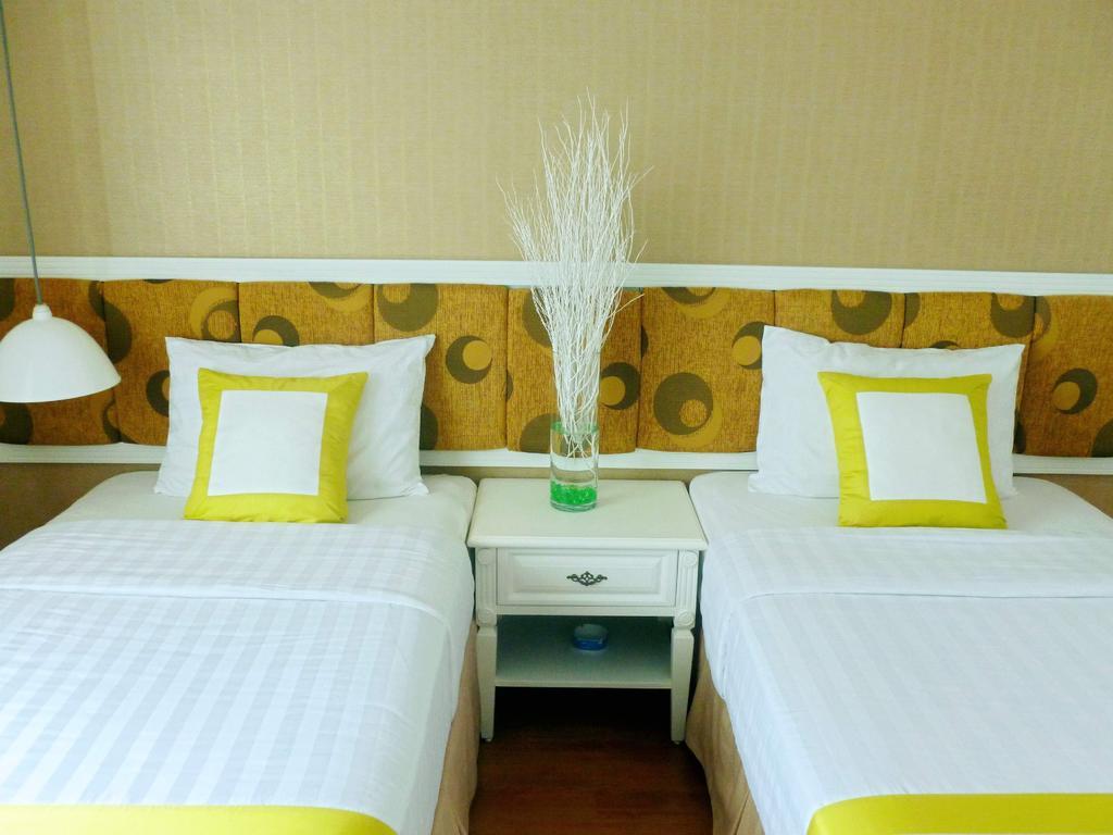 Khách sạn Golden Ant 2*